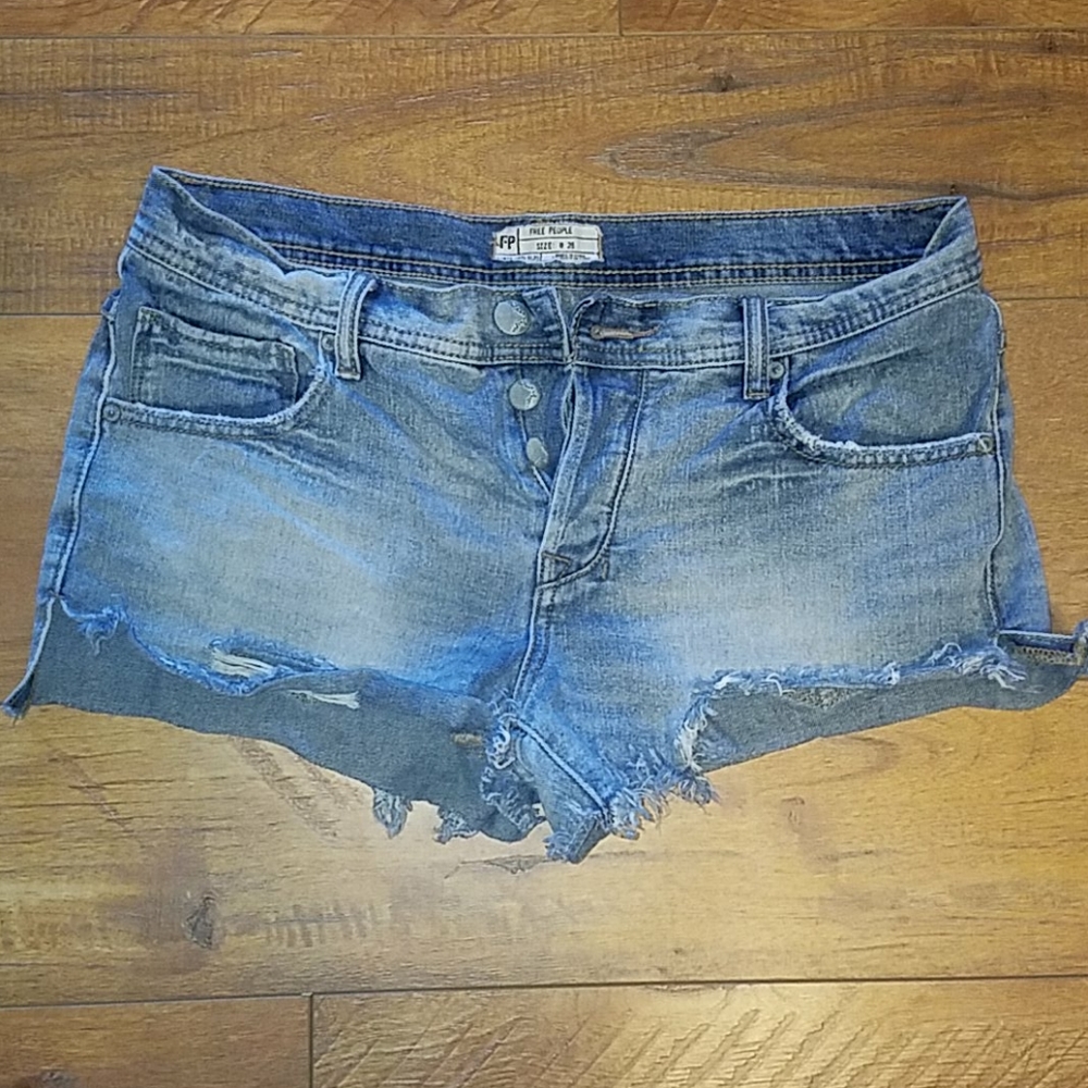 Free People sz 28 denim shorts